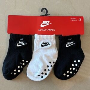 NEW, NEVER USED - baby nike grip socks